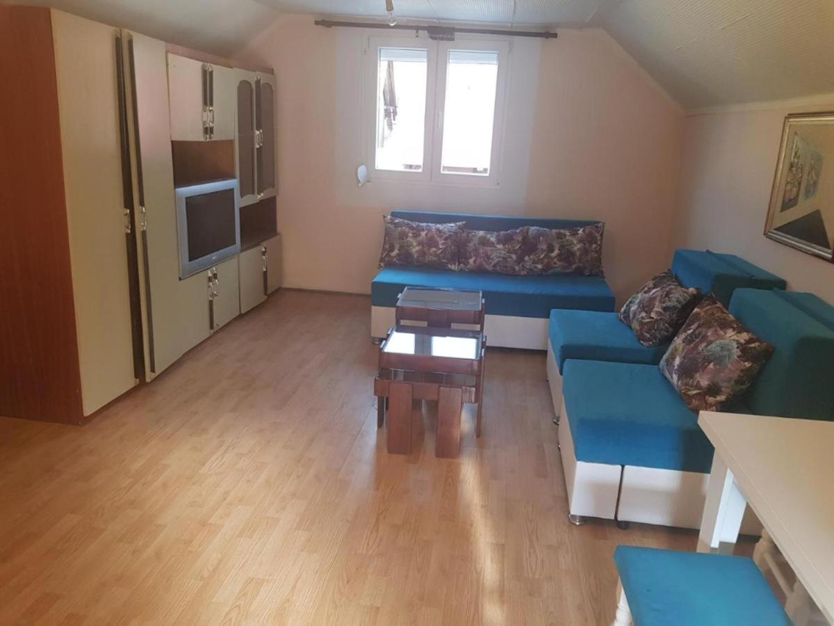 Apartmani U Guci Guča Extérieur photo