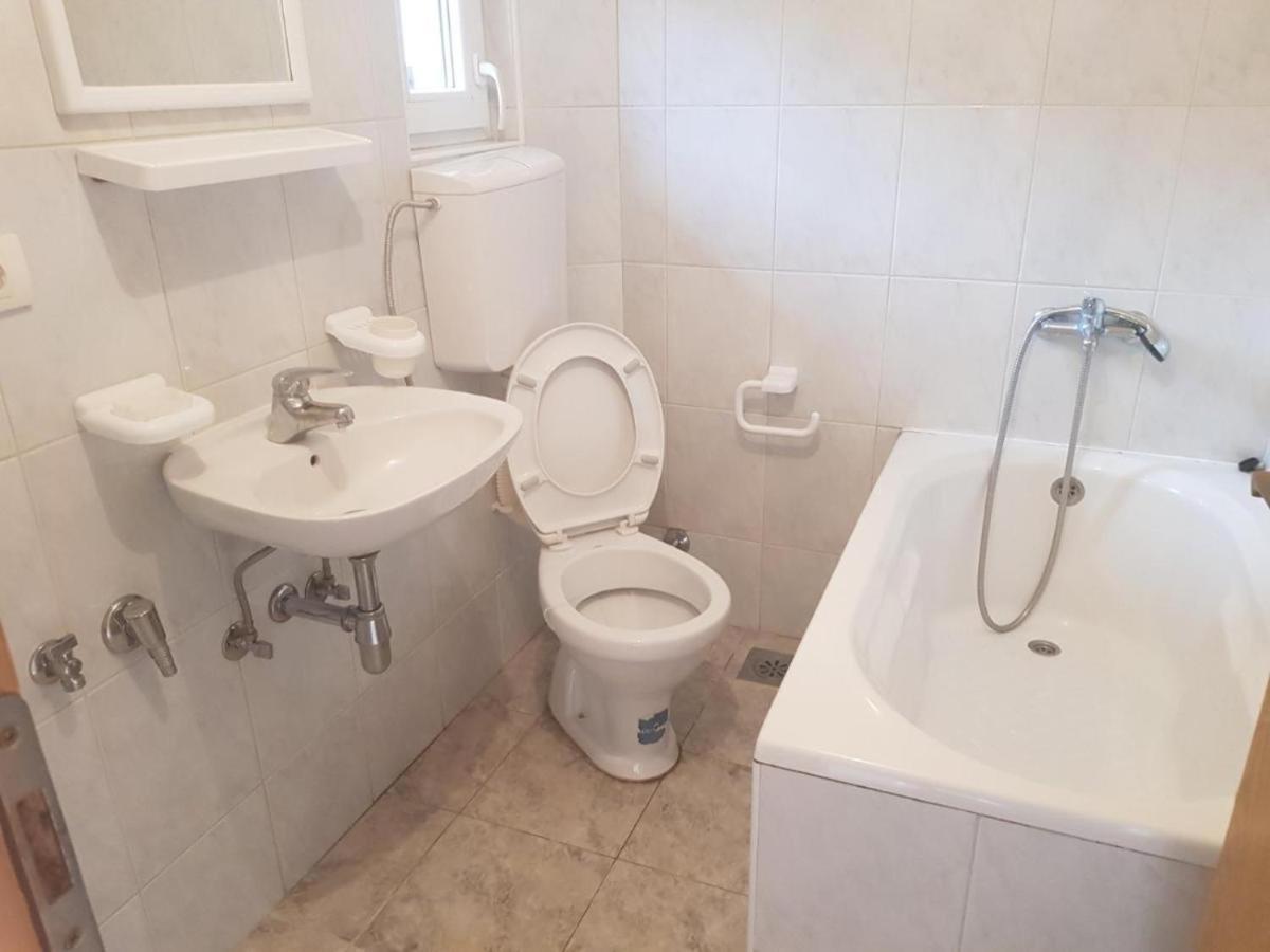 Apartmani U Guci Guča Extérieur photo